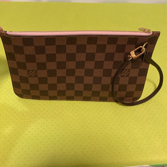Luis Vuitton Authentic Damier Ebene Neverfull MM GM Pochette Rose Ballerine! - Picture 10 of 10